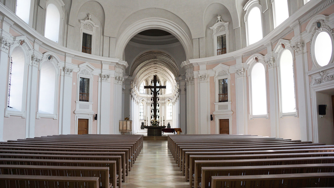 Kircheninnenraum von St. Egidien
