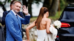 Christian Lindner, Bundesfinanzminister mit seiner Ehefrau während der Hochzeit auf Sylt